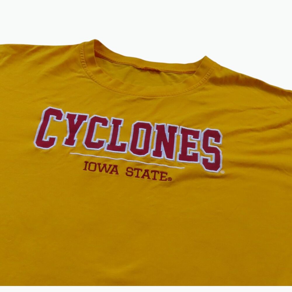Champion Iowa State Cyclones T-Shirt Gold Yellow Embroidered Logo Oversized